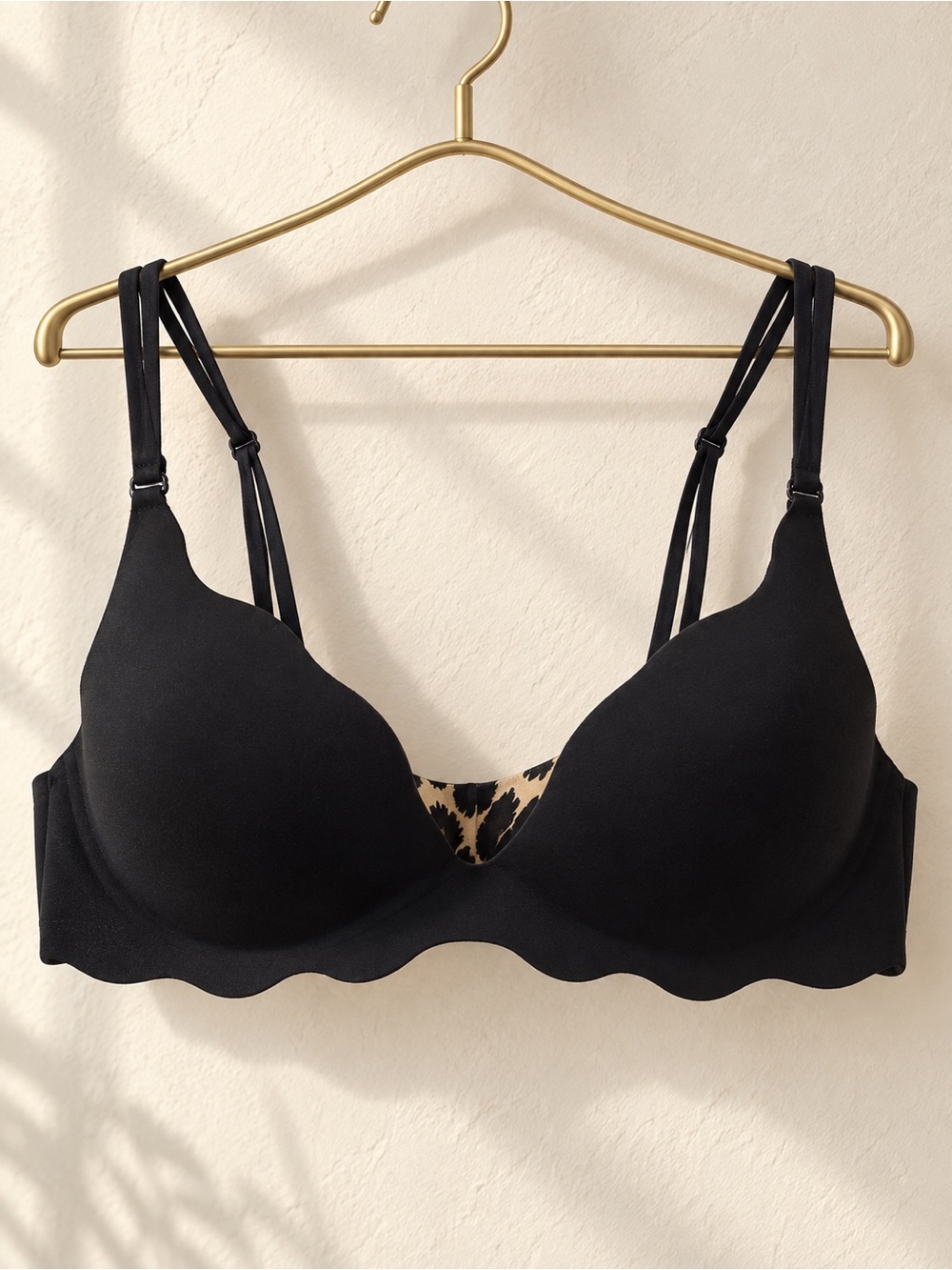 Victoria's Secret Black Scalloped Edge Bra with Leopard Lining